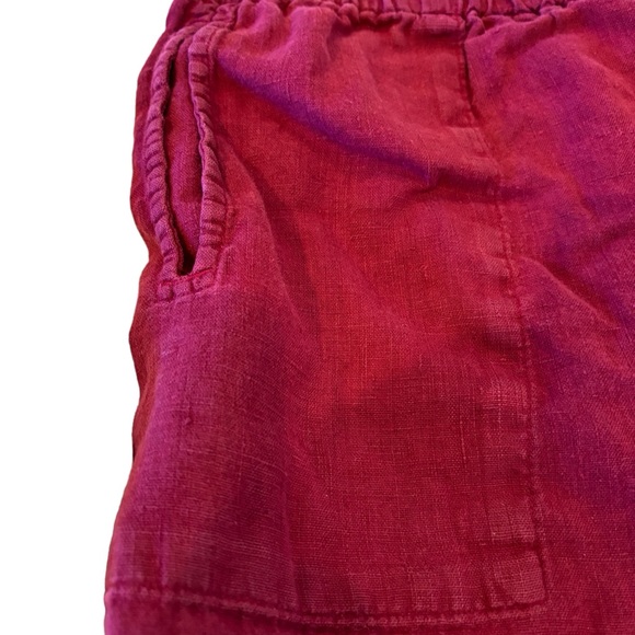 Chico’s Design Shorts Raspberry Color Textured Fabric High Waisted Size 12 - Picture 3 of 8